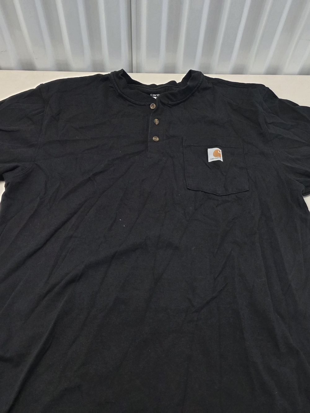 Carhartt Men’s L Henley Work Shirt Loose Fit Short Sleeve Black Pocket Tee